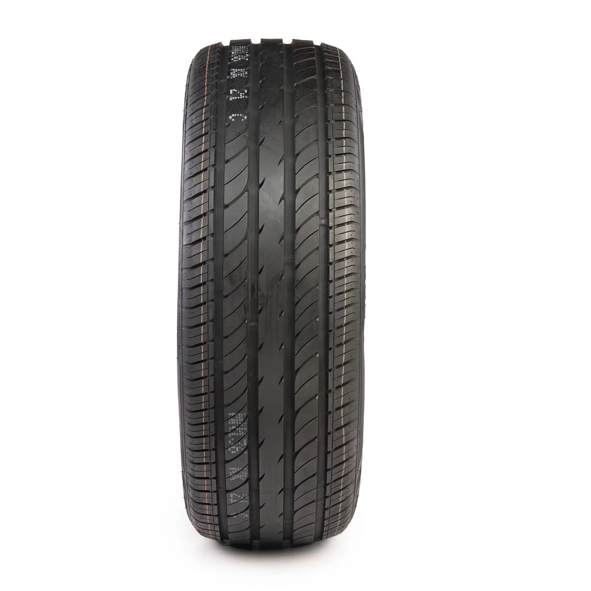 205/55R17 95W XL Passenger Tire F16863