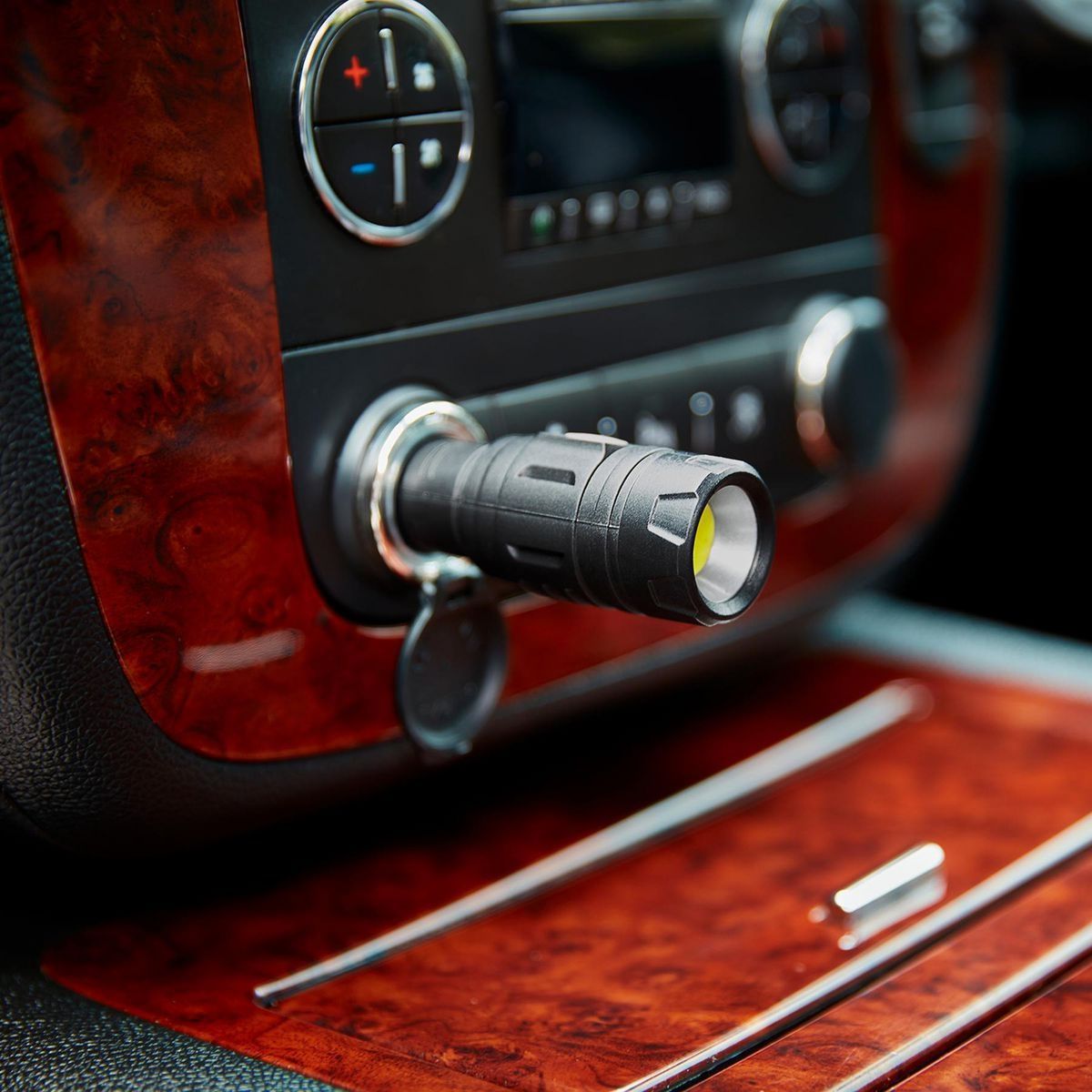 80 Lumen Rechargeable 12V Compact Mini LED Flashlight P381