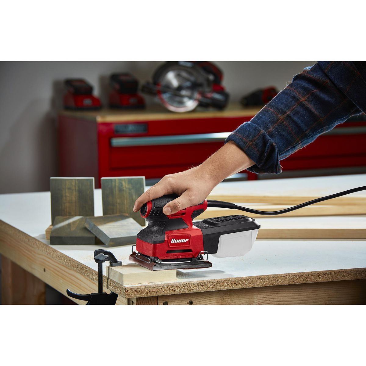 2.2 Amp Orbital 1/4 Sheet Sander V124