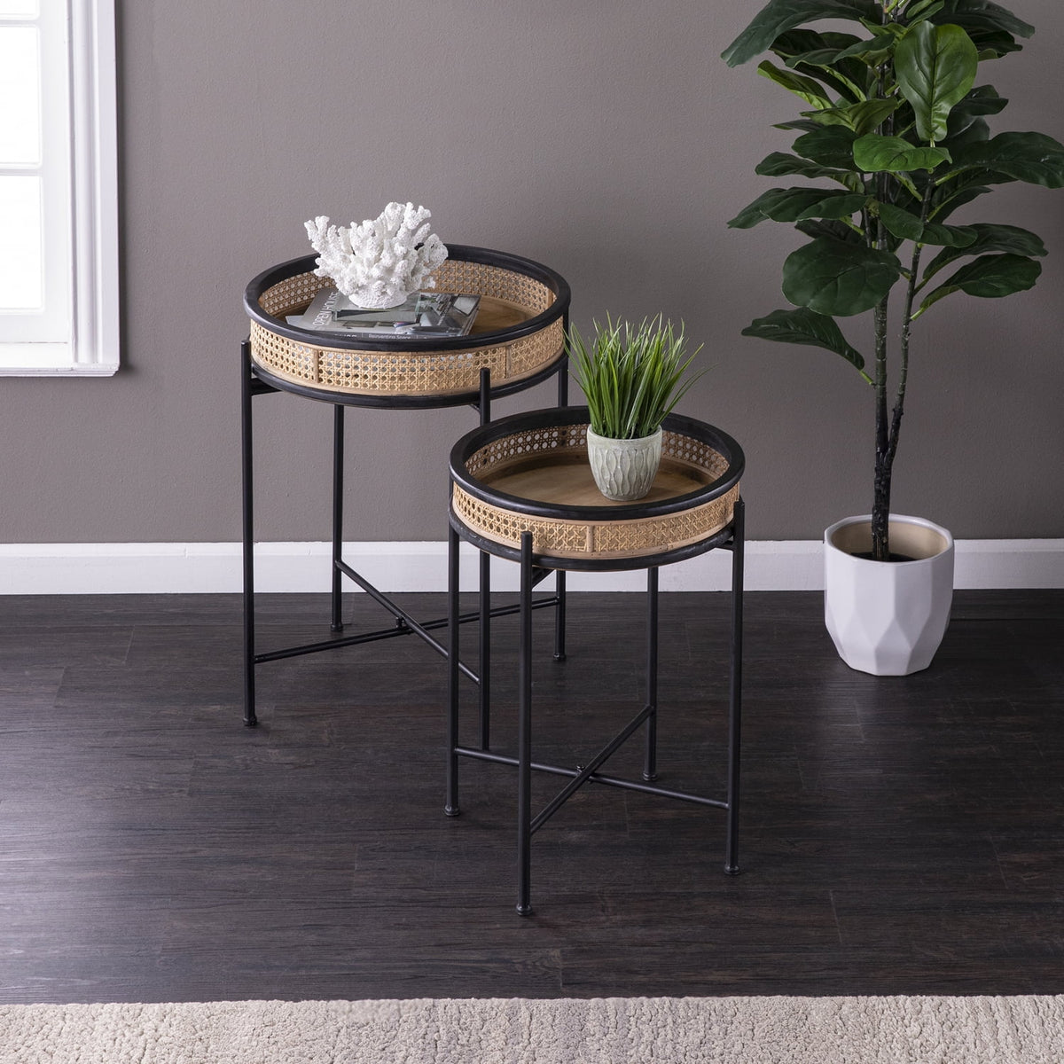 2-Piece Round Rattan Accent Table Set N908571